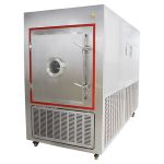 جهاز تجفيف بالتجميد على نطاق تجريبي